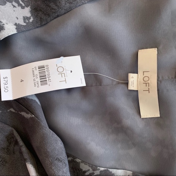 Loft Draped Front Gray Dress NWT Size 4 - Picture 7 of 9